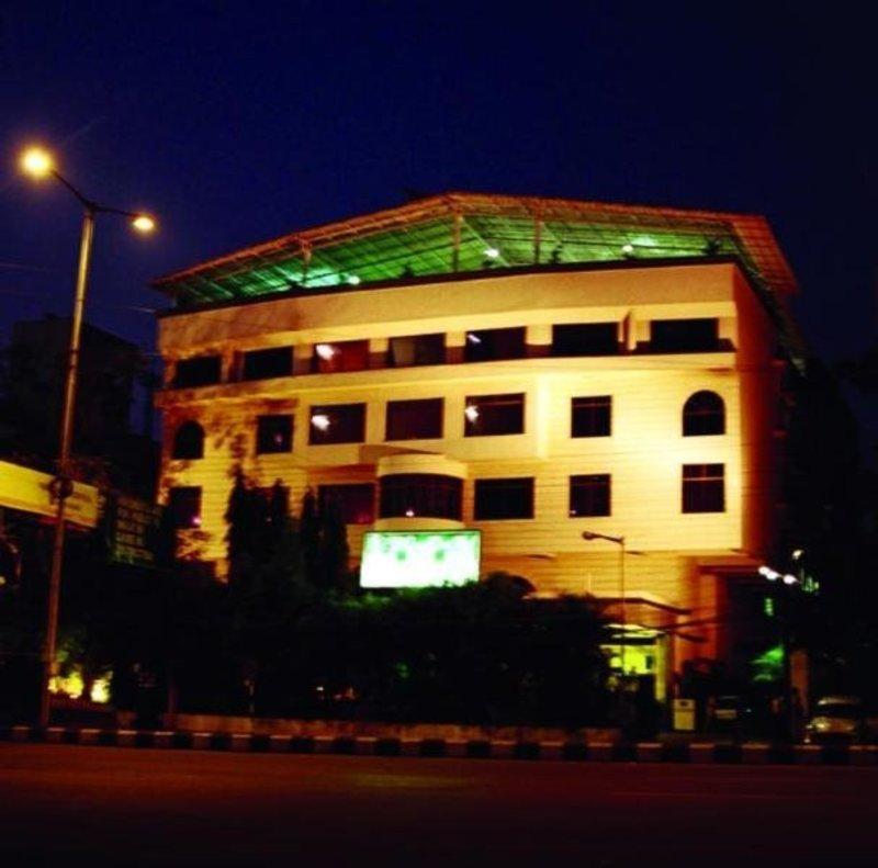 The Central Court Hyderabad Exterior photo